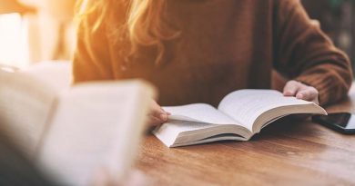 Shared Reading at Wells Library